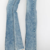 HIGH RISE SUPER STRETCH FLARE WITH SEAMED FRONT JEANS: 3 (25)