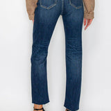 PLUS - TUMMY CONTROL HIGH RISE STRAIGHT JEANS: 18 (33)