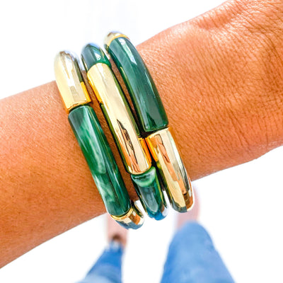 Green & White Marble Tube Bamboo Bracelet: Green Marble-Gold Discs