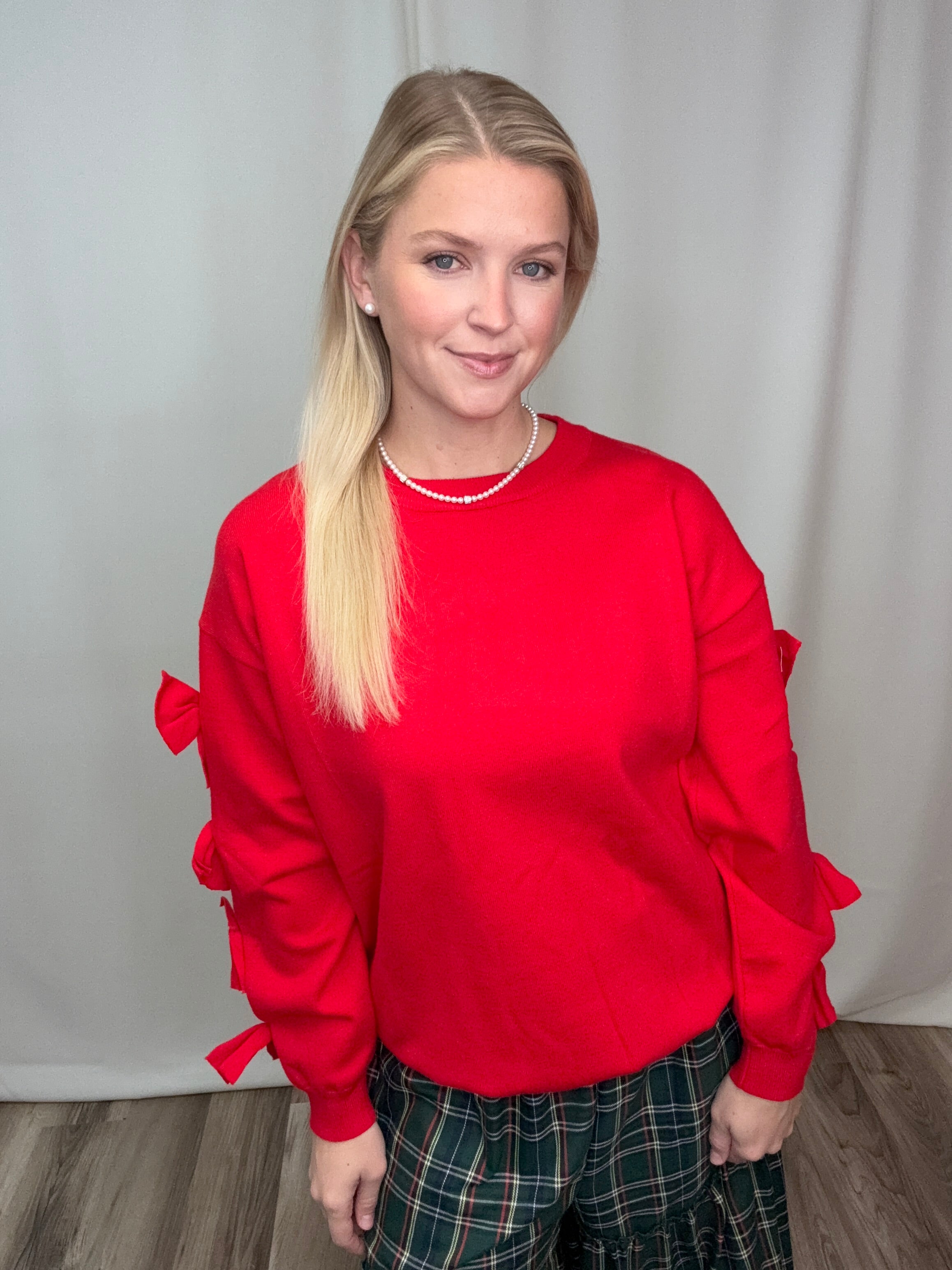 Bow Embellished Long-Sleeve Crew Neck Knit Sweater