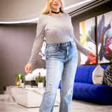 PLUS SIZE- HIGH RISE STRETCH DISTRESSED ANKLE STRAIGHT JEANS: 16