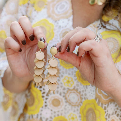 Naya Wood Disc Cluster Statement Earrings in Worn Gold