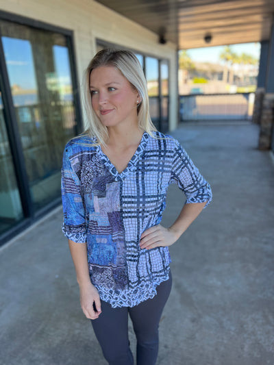 Navy Crinkle V-neck Media Top