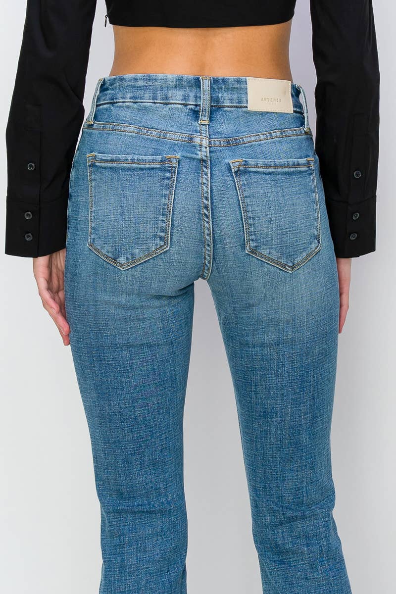 HIGH RISE FLARE JEANS: 5 (26)