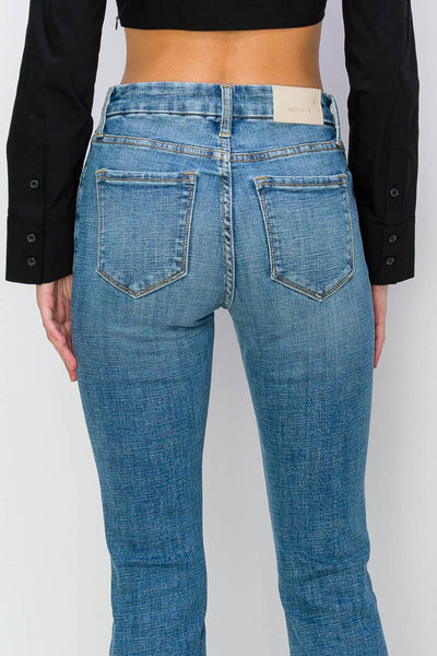 HIGH RISE FLARE JEANS: 5 (26)