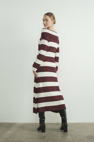 BURGUNDY SWEATER DRESS