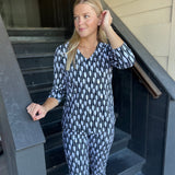 Champagne 3/4 Sleeve Neck