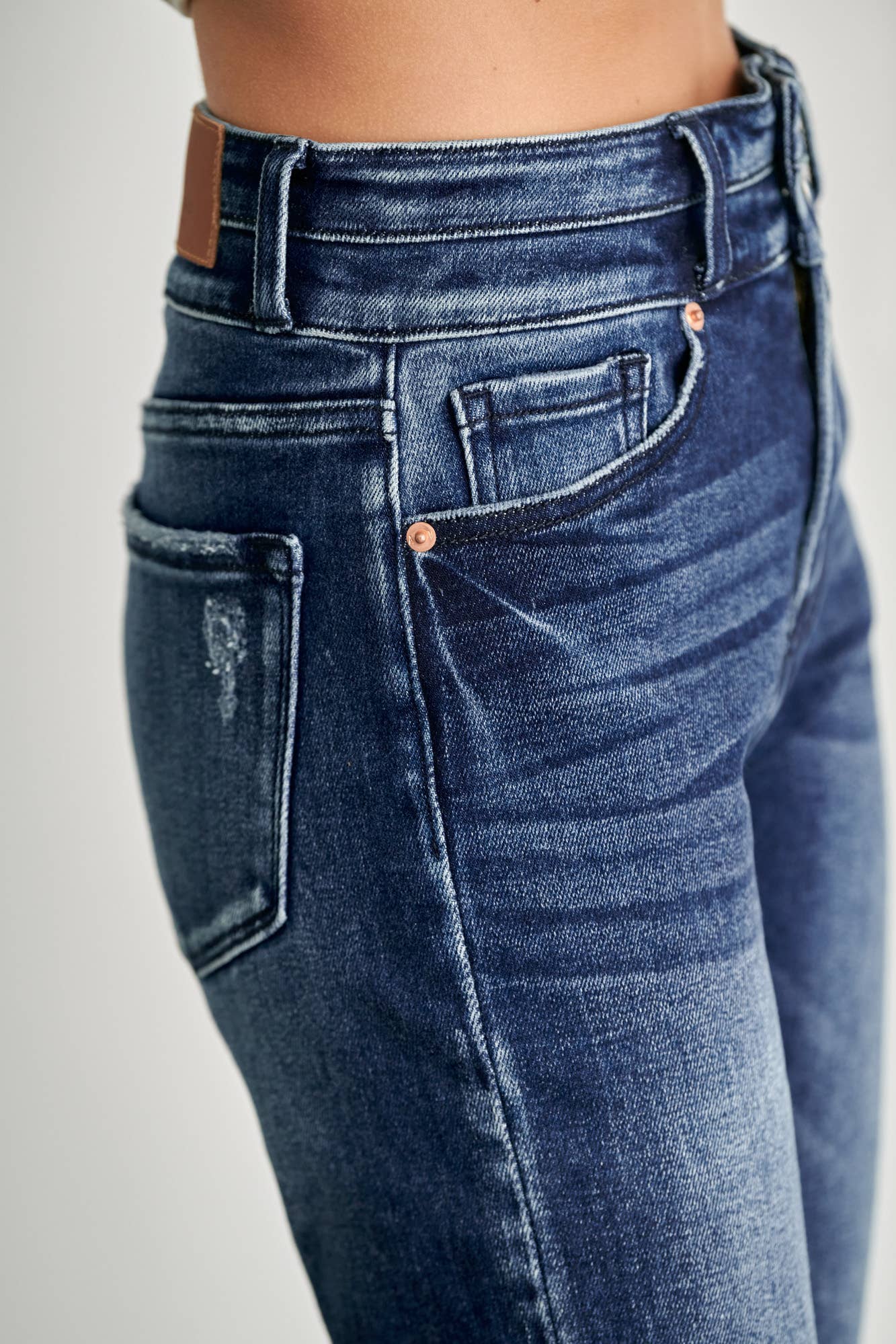 HIGH RISE DOUBLE WAIST BAND STRAIGHT RAW HEM JEANS: 13/30