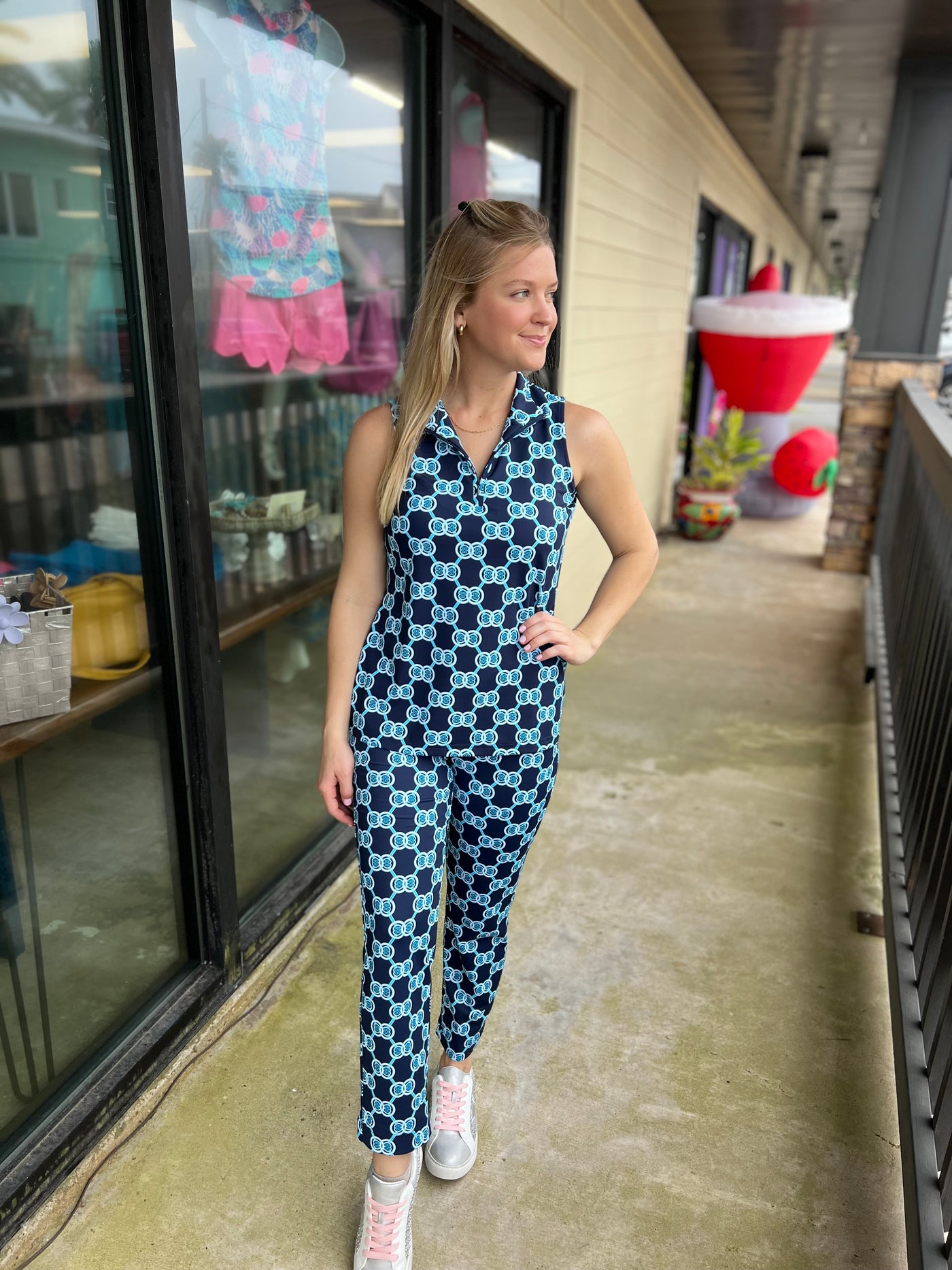 Navy and Blue Circle capri
