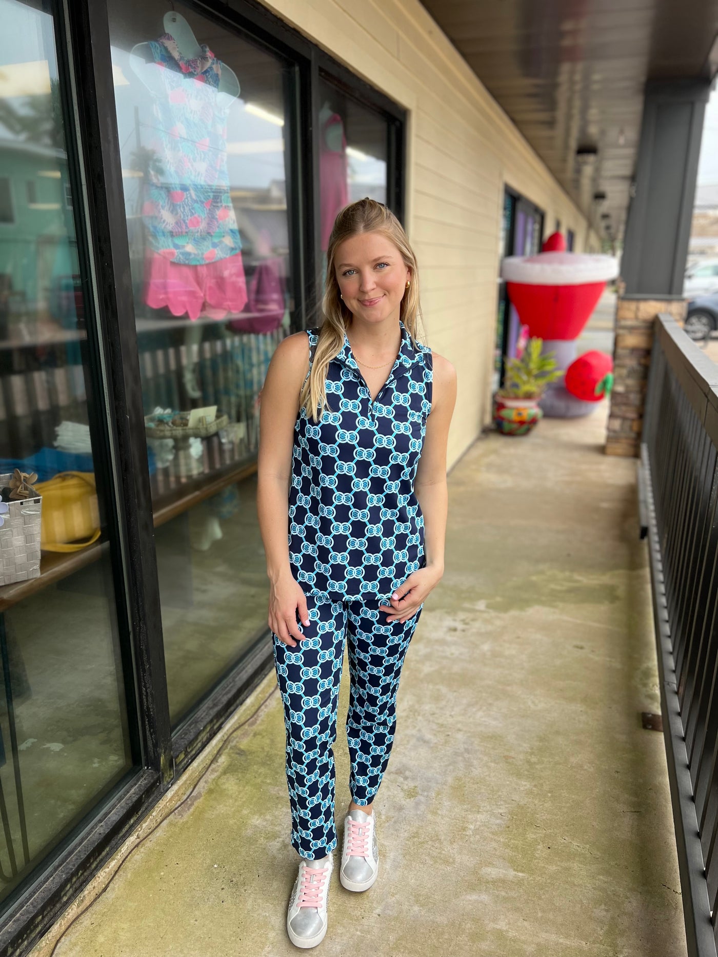 Navy and Blue Circle capri