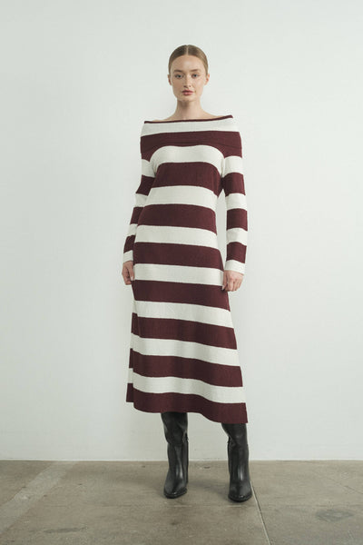BURGUNDY SWEATER DRESS
