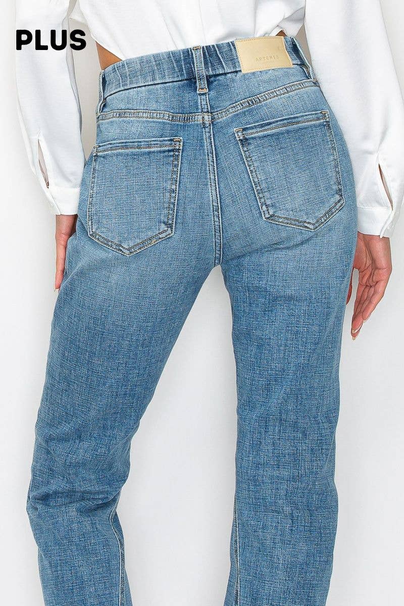PLUS - TUMMY CONTROL HIGH RISE STRAIGHT JEANS: 18 (33)