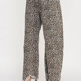 PLUS LEOPARD BARREL JEANS