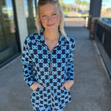 Medallion Kangaroo Top