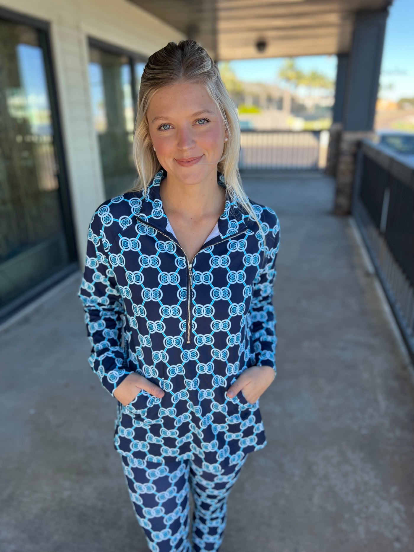 Medallion Kangaroo Top