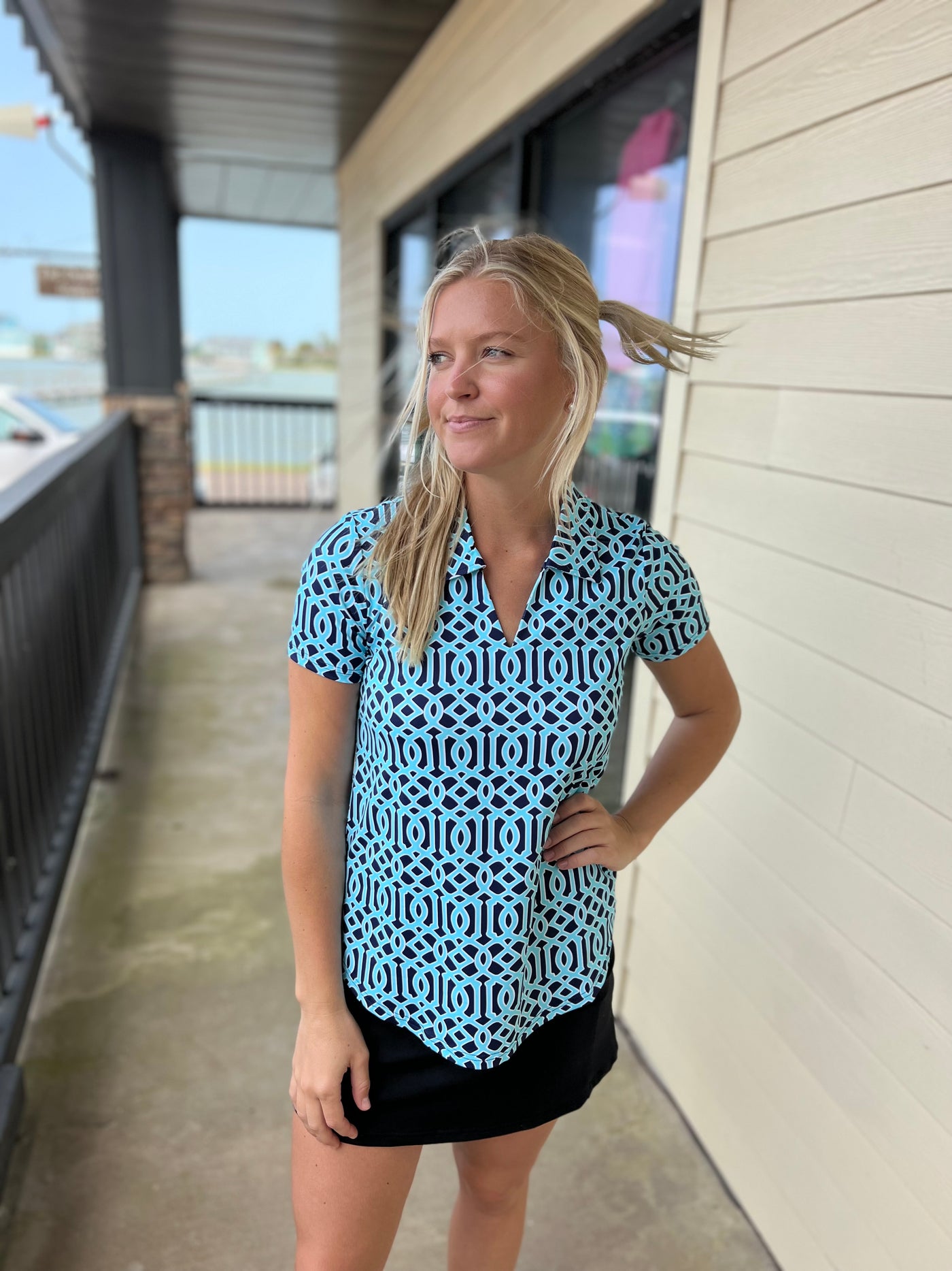 Navy Trellis S. Slv Collar Top