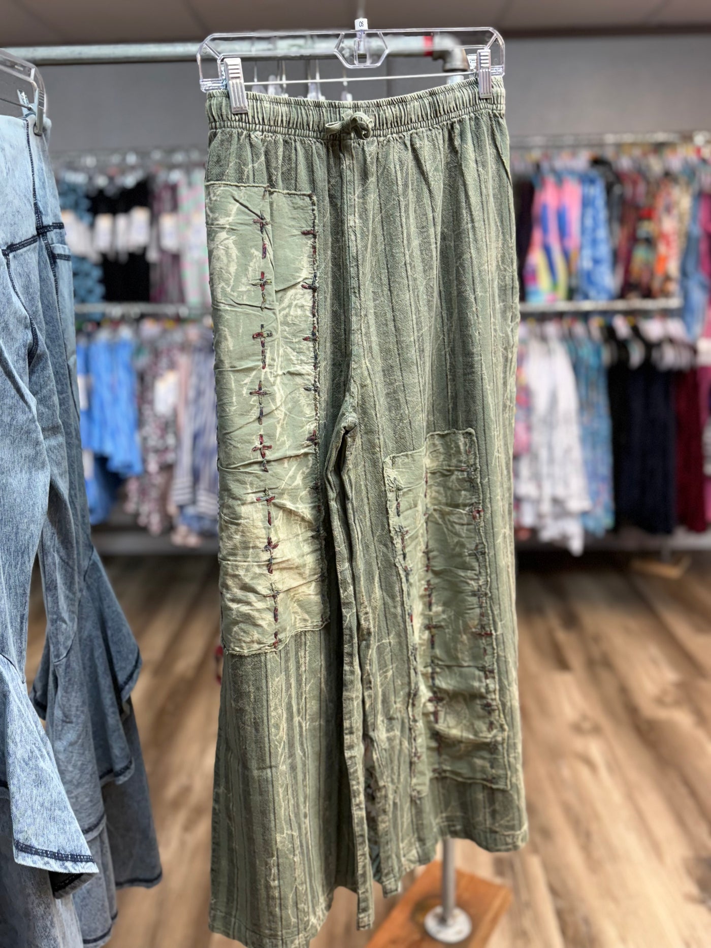Knotty Pant