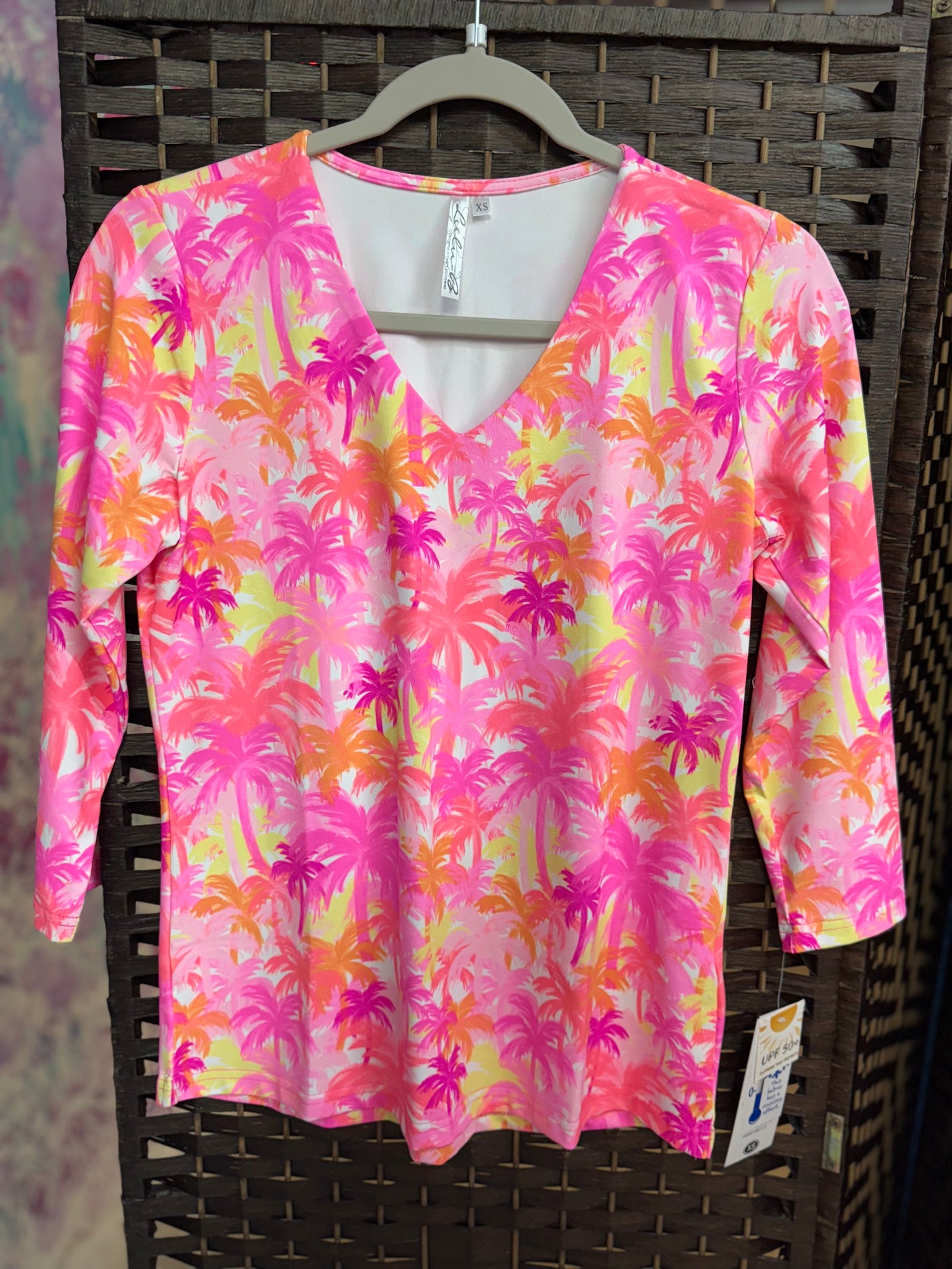 Palm Tree Pinks 3/4 Sleeve Neck