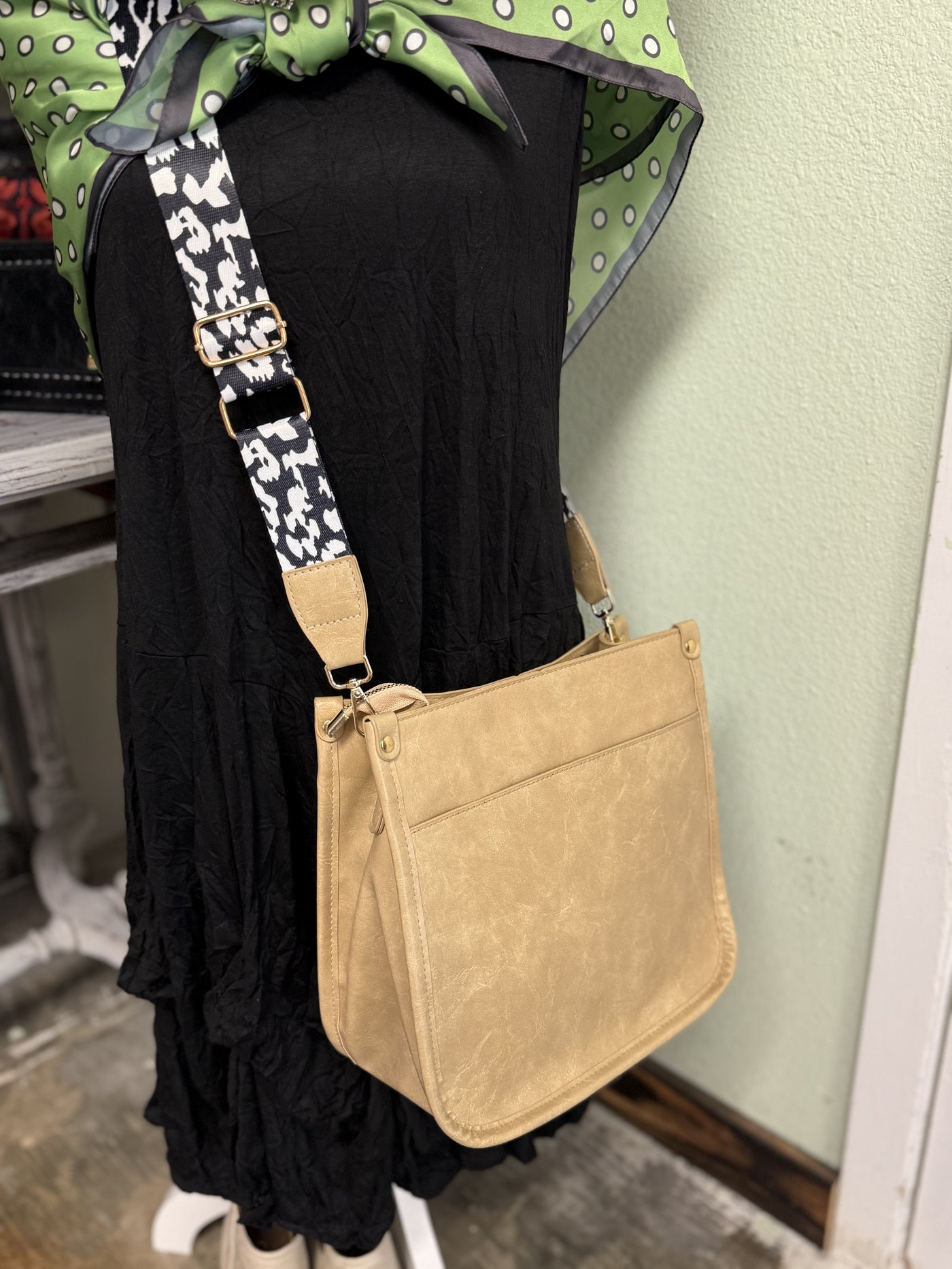 Neutral Bag