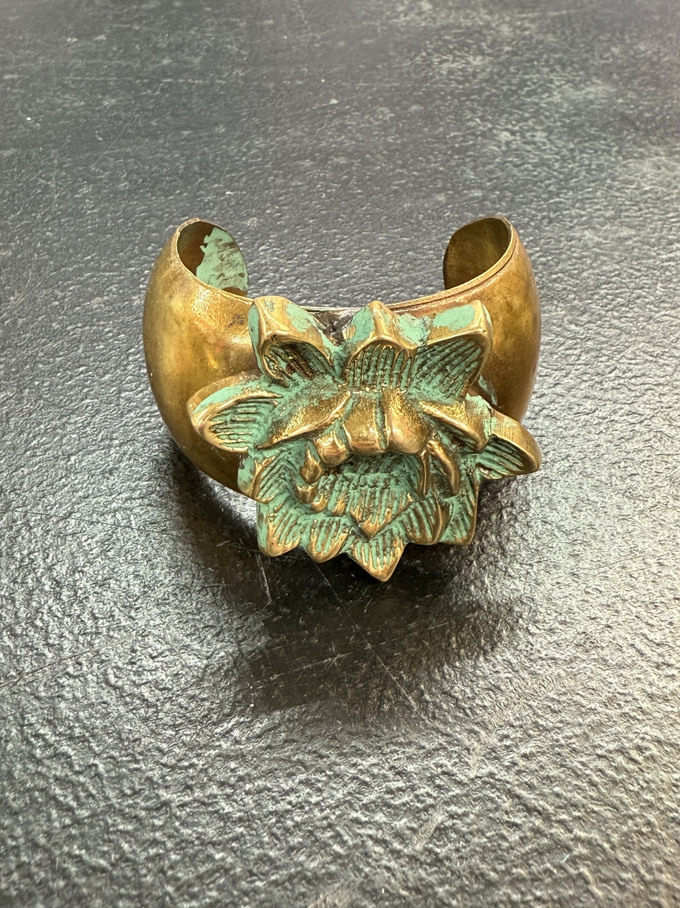 Lotus Cuff