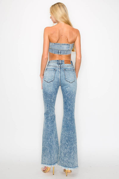 HIGH RISE SUPER STRETCH FLARE WITH SEAMED FRONT JEANS: 3 (25)