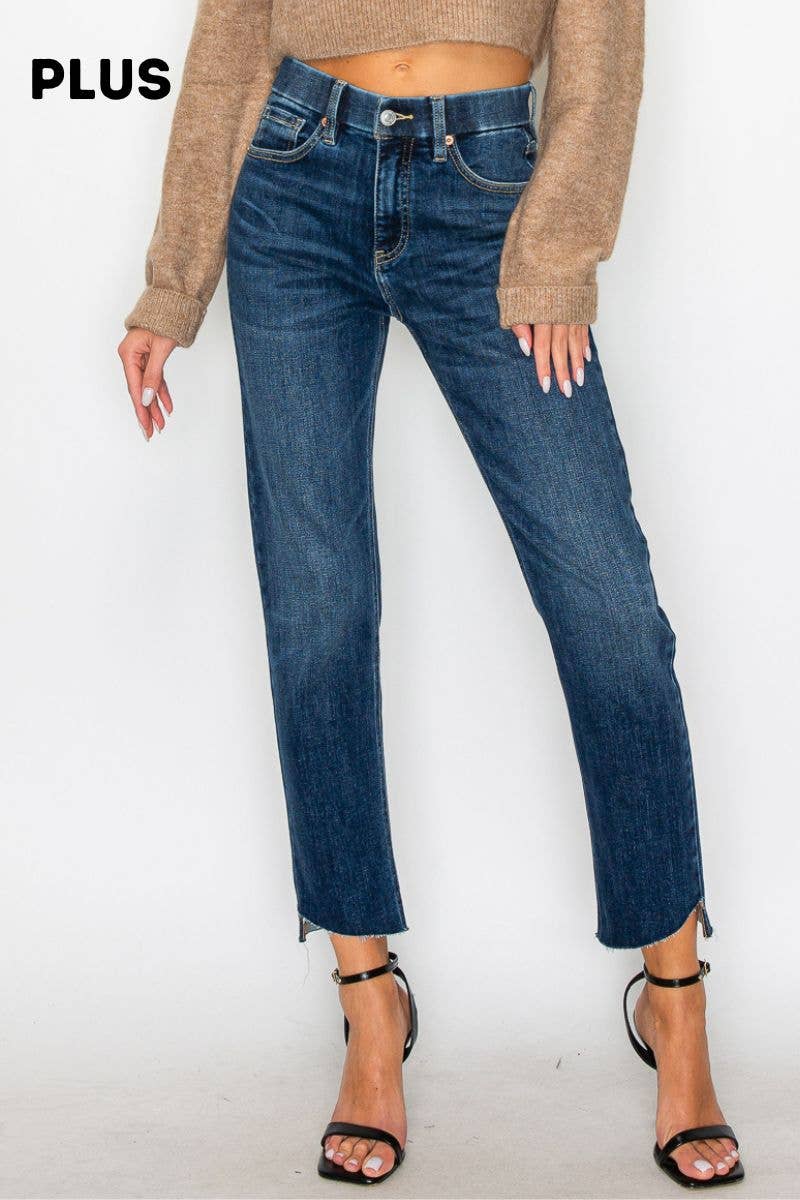 PLUS - TUMMY CONTROL HIGH RISE STRAIGHT JEANS: 16 (32)