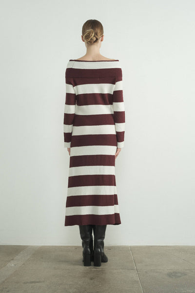 BURGUNDY SWEATER DRESS