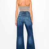 ULTRA HIGH RISE RELAXED FLARE JEANS: 9/28