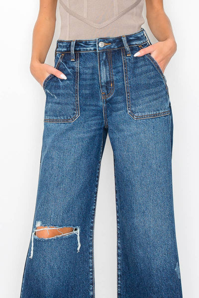 ULTRA HIGH RISE RELAXED FLARE JEANS: 7/27