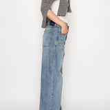 Slim Ultra High Rise 90's Straight Jeans
