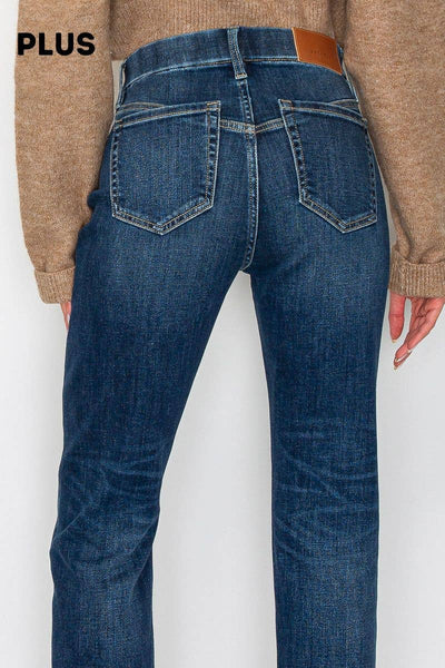 PLUS - TUMMY CONTROL HIGH RISE STRAIGHT JEANS: 16 (32)
