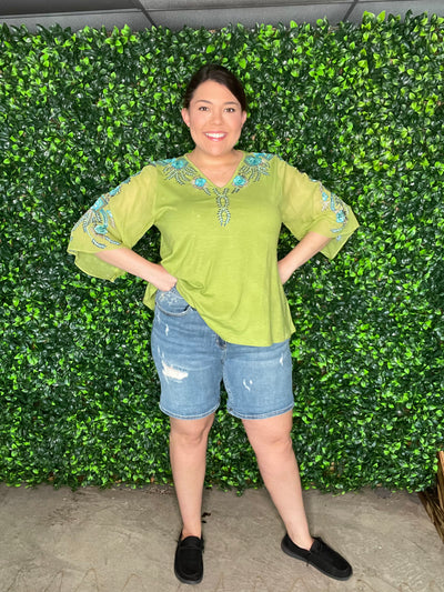 Judy Blue Mid Rise Light Wash Shorts
