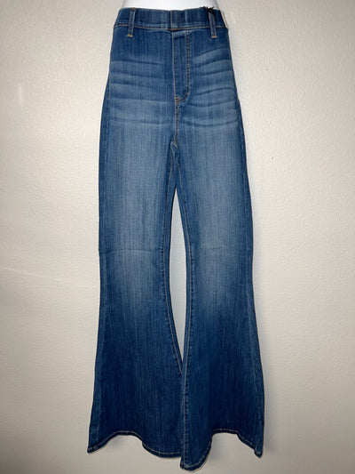 Judy Blue Light Wash Flare Jeans